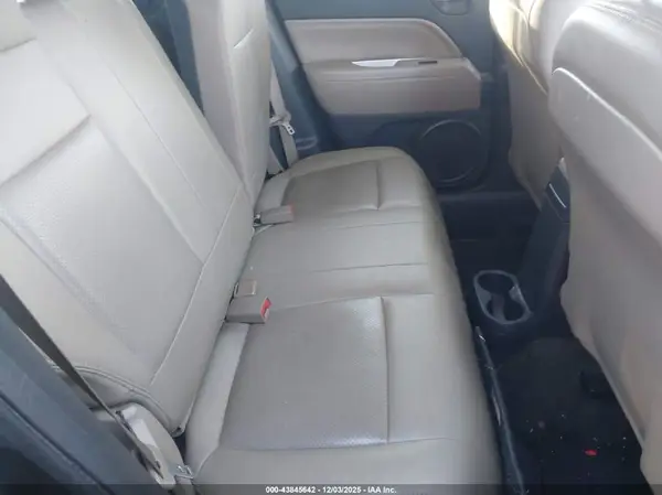 1C4NJDEB5HD112365 2017 JEEP COMPASS - Image 8