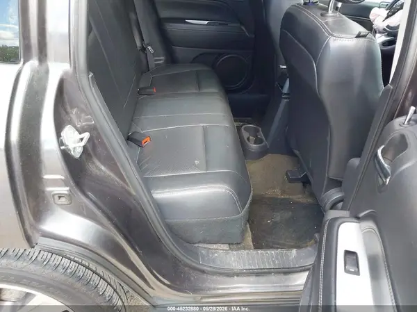 1C4NJDEB5HD113239 2017 JEEP COMPASS - Image 8