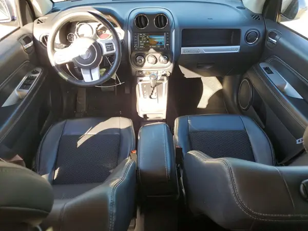 1C4NJDEB5HD126489 2017 JEEP COMPASS - Image 8