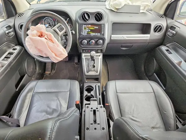1C4NJDEB5HD126668 2017 JEEP COMPASS - Image 8