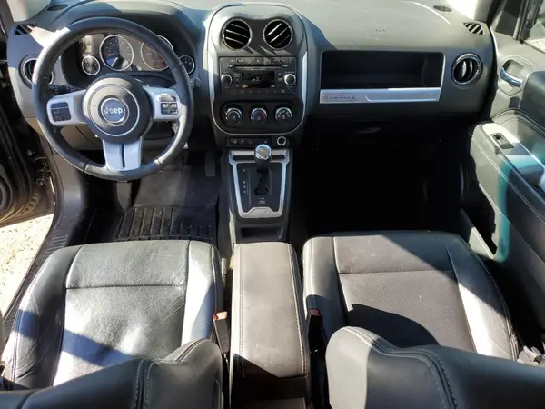 1C4NJDEB5HD126945 2017 JEEP COMPASS - Image 8