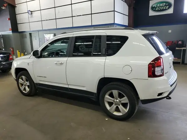 1C4NJDEB5HD137198 2017 JEEP COMPASS - Image 2