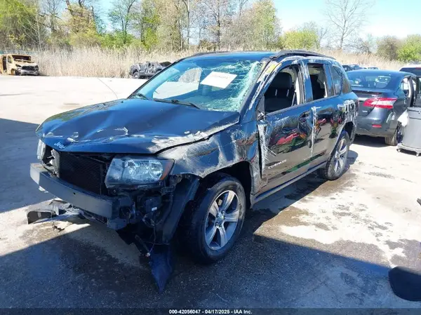1C4NJDEB5HD139534 2017 JEEP COMPASS - Image 2