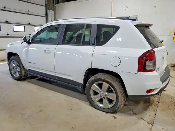 1C4NJDEB5HD153479 2017 JEEP COMPASS - Image 2
