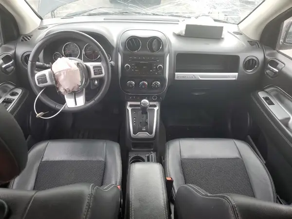 1C4NJDEB5HD170203 2017 JEEP COMPASS - Image 8