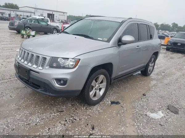 1C4NJDEB5HD171819 2017 JEEP COMPASS - Image 2