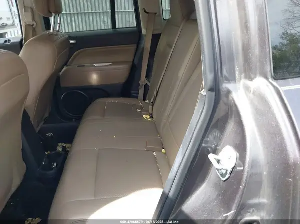1C4NJDEB5HD175630 2017 JEEP COMPASS - Image 8