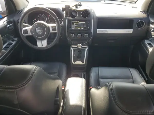 1C4NJDEB5HD176132 2017 JEEP COMPASS - Image 8