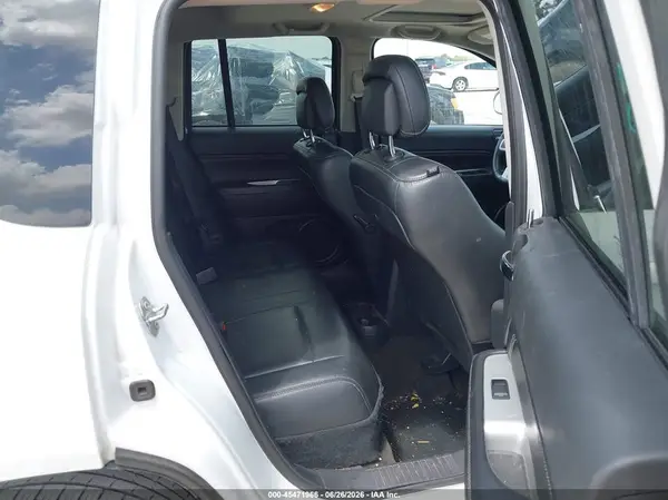 1C4NJDEB5HD176793 2017 JEEP COMPASS - Image 8