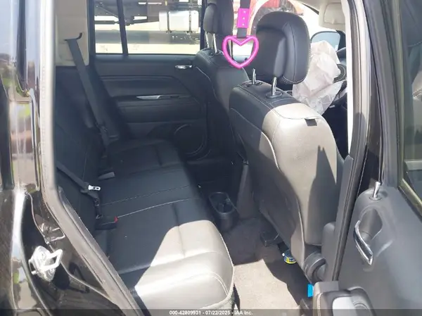 1C4NJDEB5HD190094 2017 JEEP COMPASS - Image 8