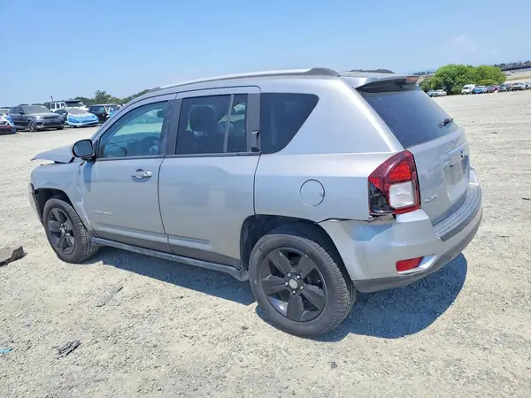 1C4NJDEB5HD204592 2017 JEEP COMPASS - Image 2