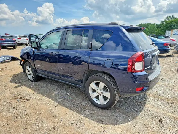 1C4NJDEB5HD210036 2017 JEEP COMPASS - Image 2