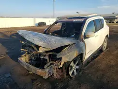 1C4NJDEB6GD558586 2016 JEEP COMPASS