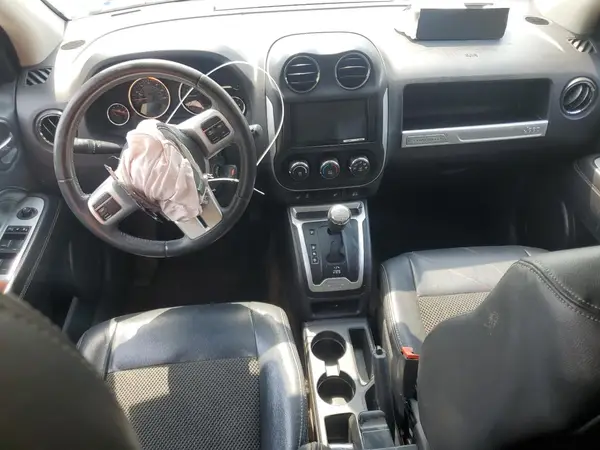 1C4NJDEB6GD585786 2016 JEEP COMPASS - Image 8
