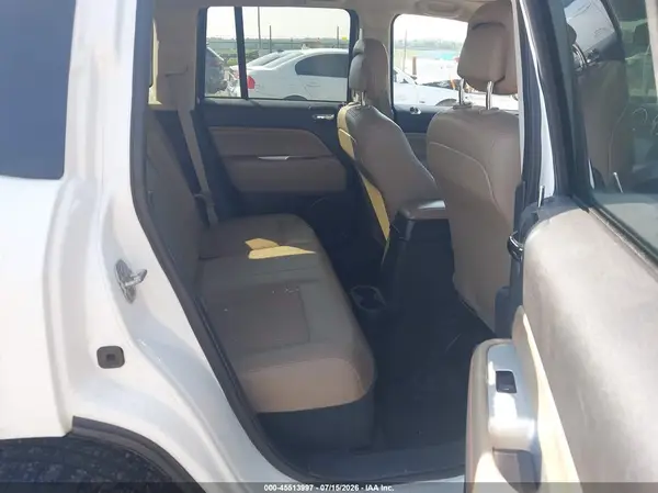 1C4NJDEB6GD587425 2016 JEEP COMPASS - Image 8