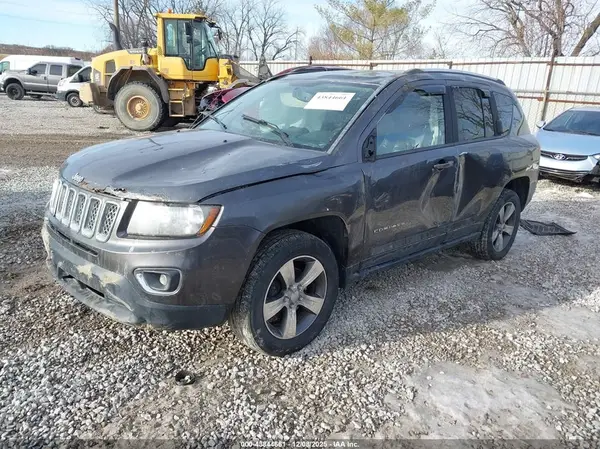 1C4NJDEB6GD588087 2016 JEEP COMPASS - Image 2