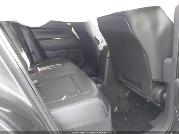 1C4NJDEB6GD588087 2016 JEEP COMPASS - Image 8