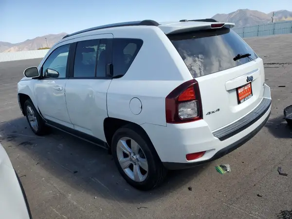 1C4NJDEB6GD617054 2016 JEEP COMPASS - Image 2