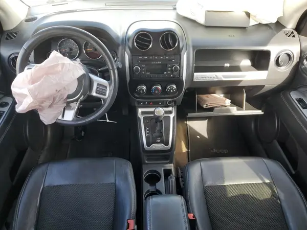 1C4NJDEB6GD617054 2016 JEEP COMPASS - Image 8