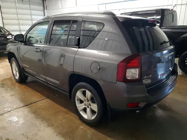 1C4NJDEB6GD662463 2016 JEEP COMPASS - Image 2