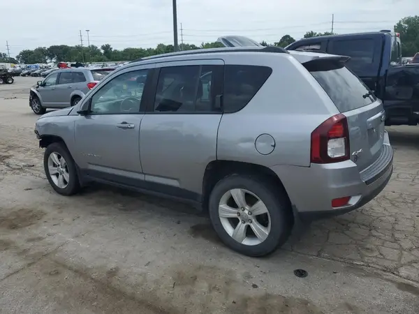 1C4NJDEB6GD662818 2016 JEEP COMPASS - Image 2