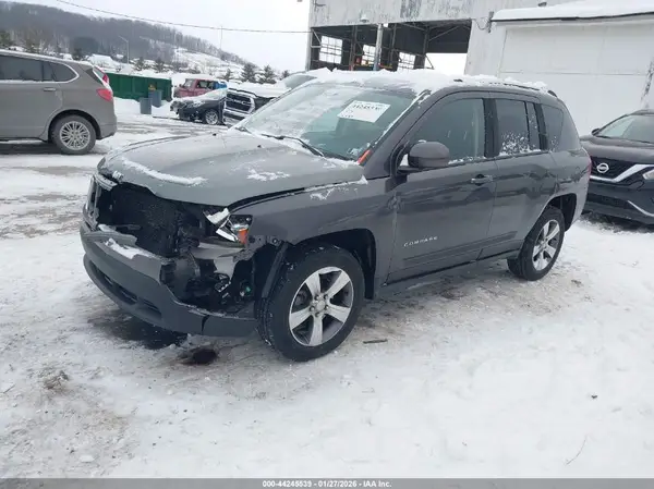 1C4NJDEB6GD697648 2016 JEEP COMPASS - Image 2