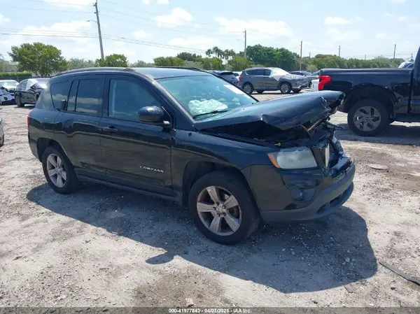 1C4NJDEB6GD712665 2016 JEEP COMPASS - Image 1