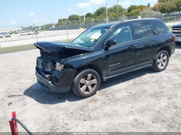 1C4NJDEB6GD712665 2016 JEEP COMPASS - Image 2