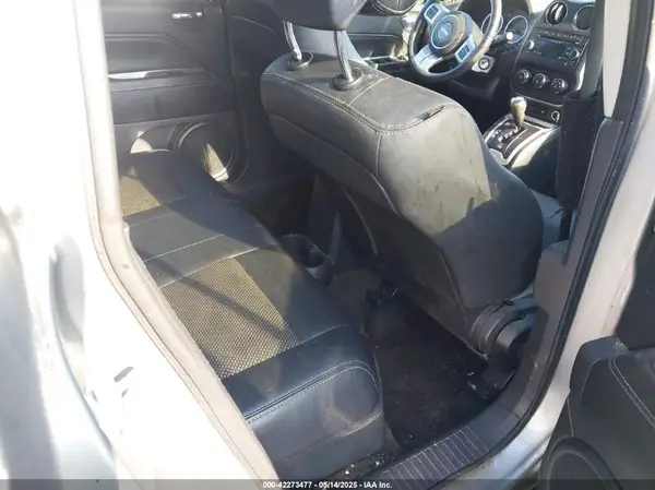 1C4NJDEB6GD718725 2016 JEEP COMPASS - Image 8