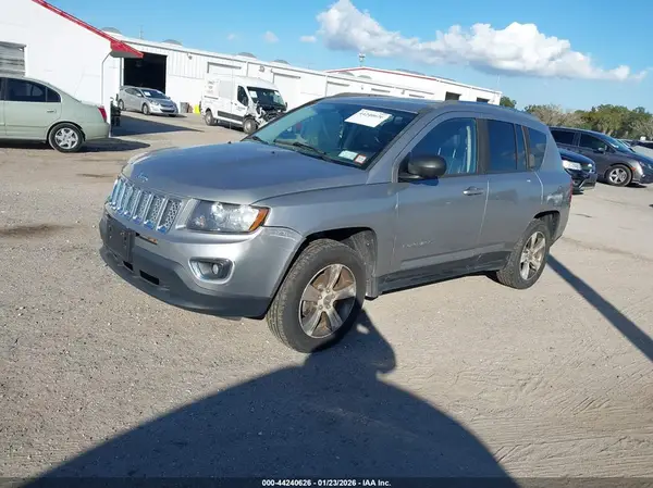 1C4NJDEB6GD730230 2016 JEEP COMPASS - Image 2
