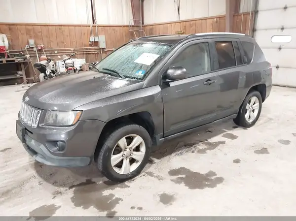 1C4NJDEB6GD744998 2016 JEEP COMPASS - Image 2