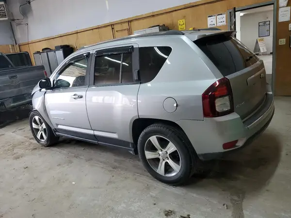 1C4NJDEB6GD764376 2016 JEEP COMPASS - Image 2