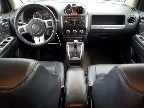 1C4NJDEB6GD781145 2016 JEEP COMPASS - Image 8