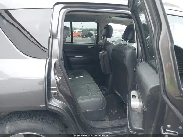1C4NJDEB6GD793277 2016 JEEP COMPASS - Image 8