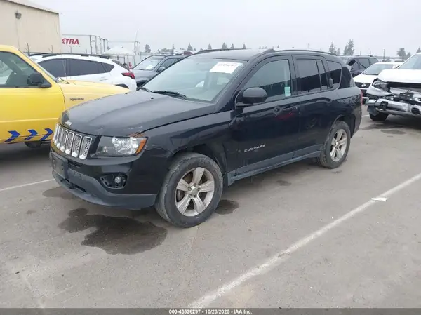 1C4NJDEB6HD106073 2017 JEEP COMPASS - Image 2