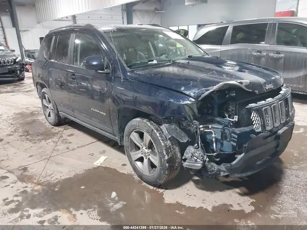 1C4NJDEB6HD127229 2017 JEEP COMPASS - Image 1
