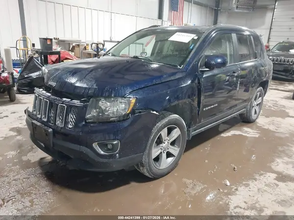 1C4NJDEB6HD127229 2017 JEEP COMPASS - Image 2