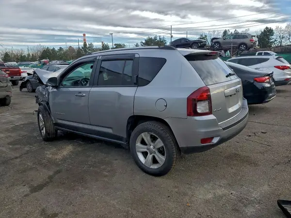 1C4NJDEB6HD154513 2017 JEEP COMPASS - Image 2