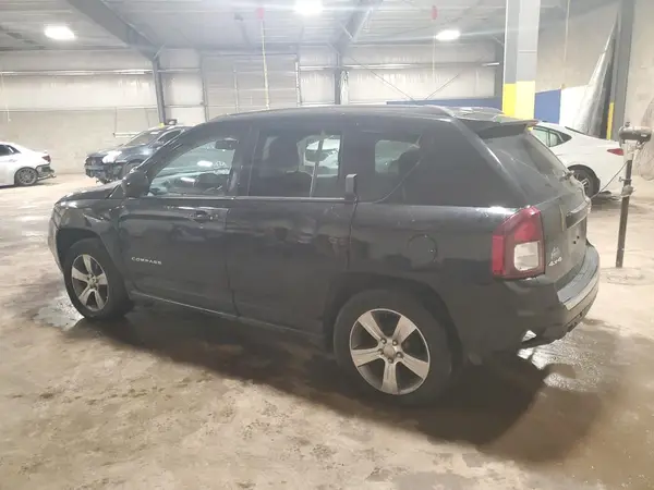 1C4NJDEB6HD168072 2017 JEEP COMPASS - Image 2