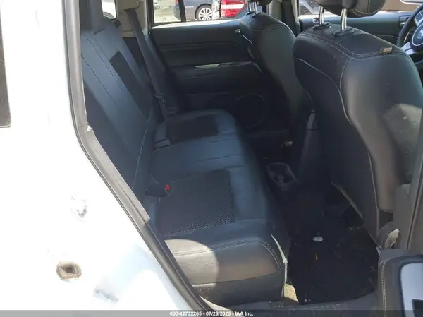 1C4NJDEB6HD191125 2017 JEEP COMPASS - Image 8