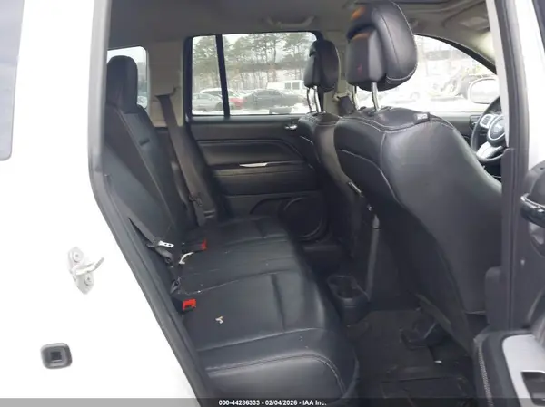 1C4NJDEB6HD192601 2017 JEEP COMPASS - Image 8