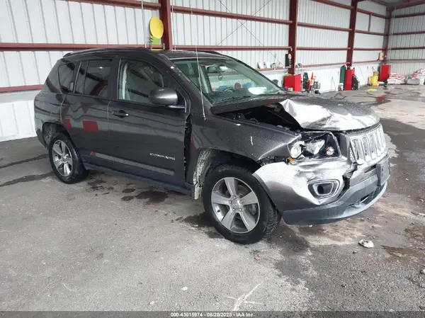 1C4NJDEB6HD193232 2017 JEEP COMPASS - Image 1