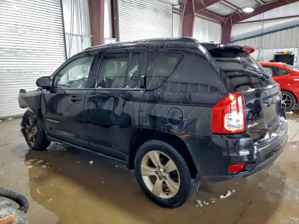 1C4NJDEB7DD253402 2021 JEEP COMPASS - Image 2