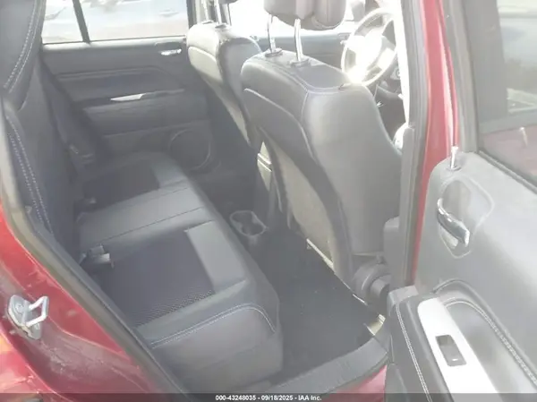 1C4NJDEB7GD546365 2016 JEEP COMPASS - Image 8