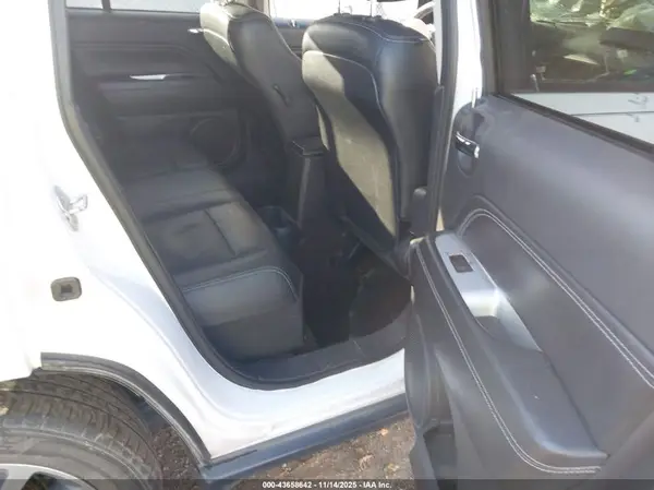 1C4NJDEB7GD550173 2016 JEEP COMPASS - Image 8
