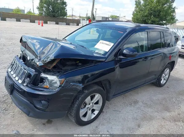 1C4NJDEB7GD573257 2016 JEEP COMPASS - Image 2