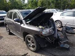1C4NJDEB7GD598918 2016 JEEP COMPASS