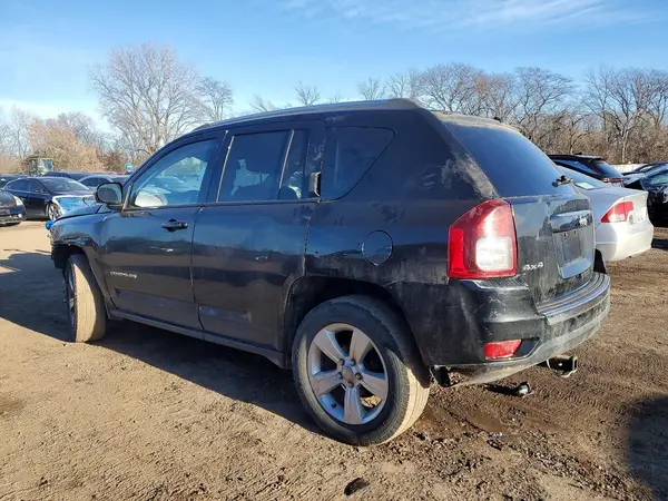 1C4NJDEB7GD708169 2016 JEEP COMPASS - Image 2