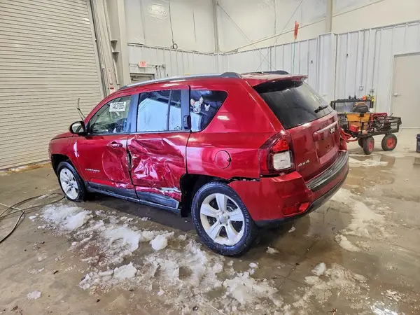1C4NJDEB7GD714814 2016 JEEP COMPASS - Image 2
