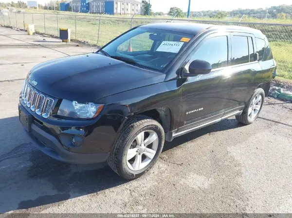 1C4NJDEB7GD723030 2016 JEEP COMPASS - Image 2